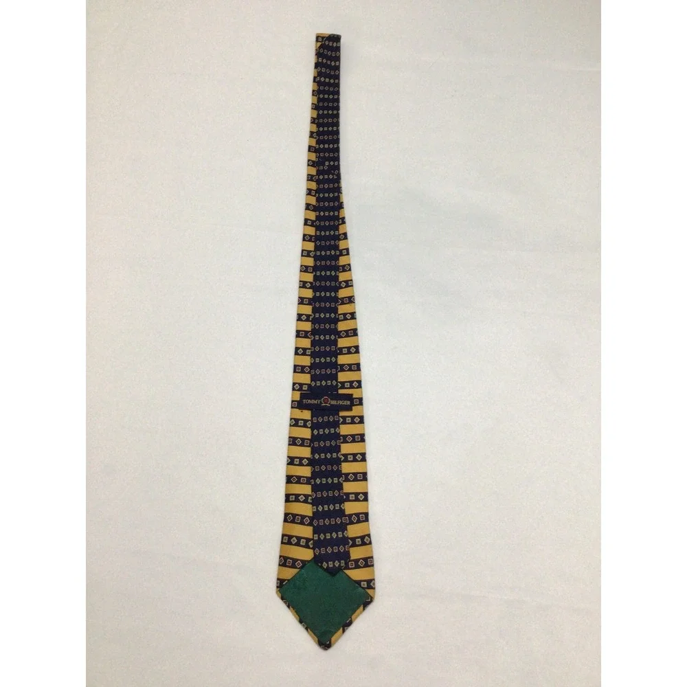 Tommy Hilfiger Mens Silk Tie Navy Blue Gold Geometric Diamond Striped 4 Inch